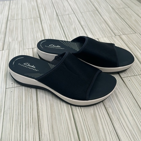 Clarks Arla Cloudsteppers Navy Blue Comfort Slide Summer Sandals Women’s Size 8 - Picture 3 of 12